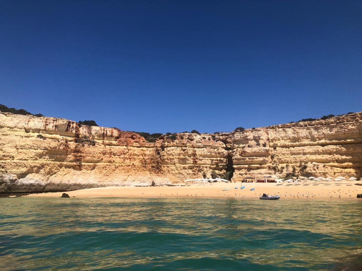 Luxury Two Br Pool View Beach Side Apartment At Algarve'S Longest Beach Armação de Pêra Exteriör bild